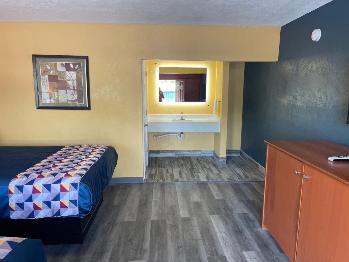 Economy Inn Hot Springs Luaran gambar